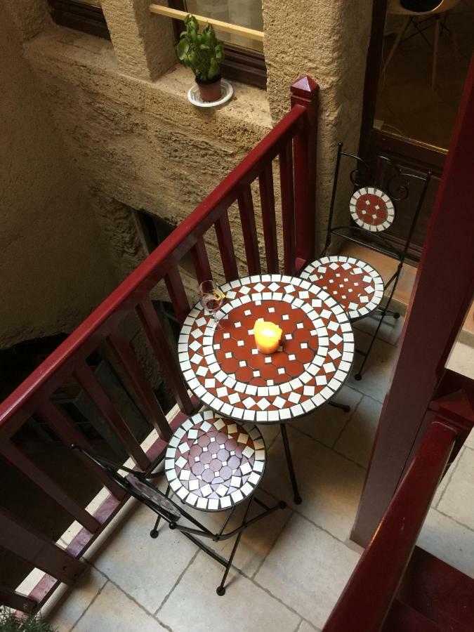 La Porte Rouge Pezenas