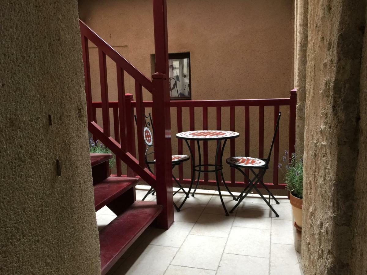 La Porte Rouge Pezenas